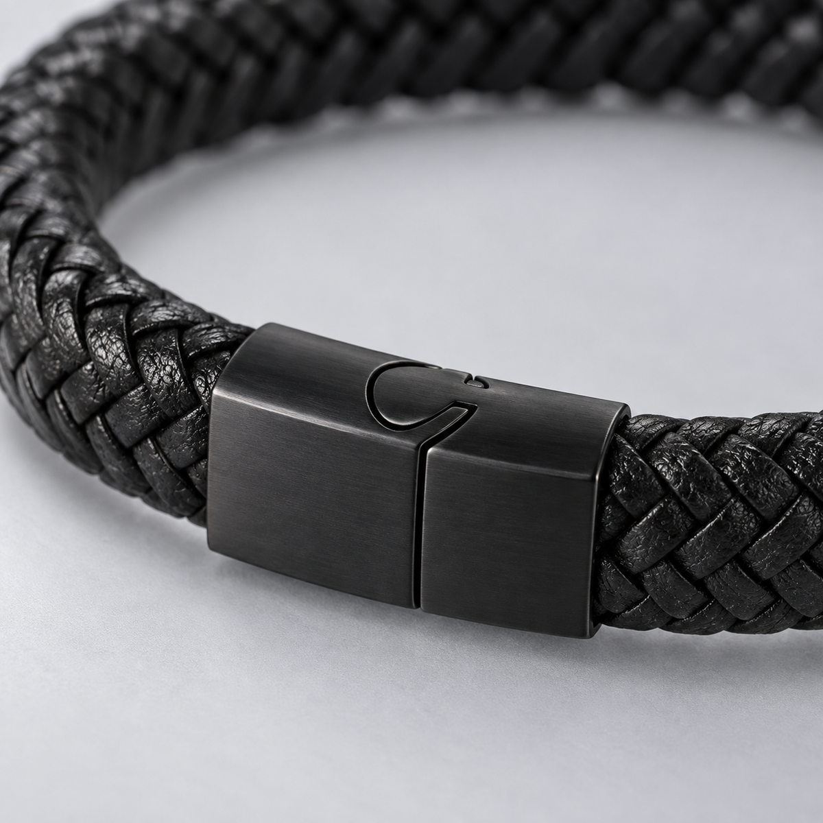 Gevlochten leren armband | titanium kliksluiting | 12mm breed