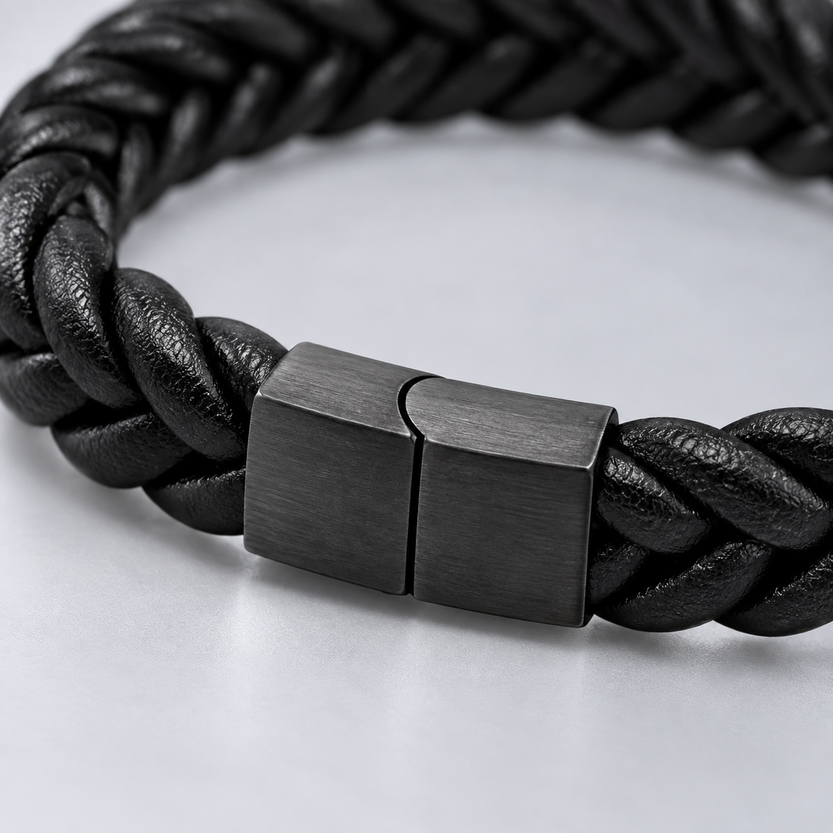 Gevlochten leren armband | magneetsluiting | 12mm breed